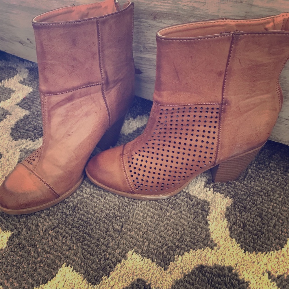 Tan boots